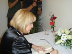 National Assembly Speaker Prof. Dr Slavica Djukic-Dejanovic signs the Book of Condolences at the Norwegian Embassy